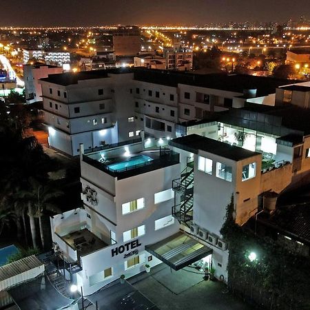 Bella Vista Hotel - Encarnación Εξωτερικό φωτογραφία
