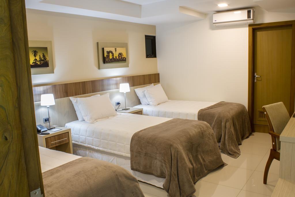 Bella Vista Hotel - Encarnación Δωμάτιο φωτογραφία